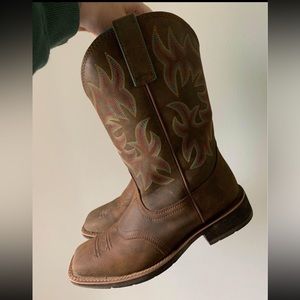 Ariat Boots Size 9.5